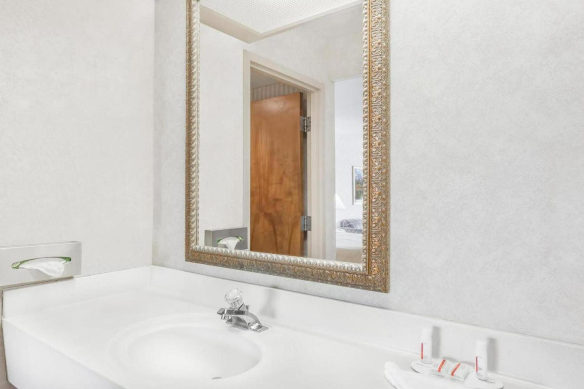 Relax Inn By Oyo Greeneville Near Hwy Us-321 المظهر الخارجي الصورة